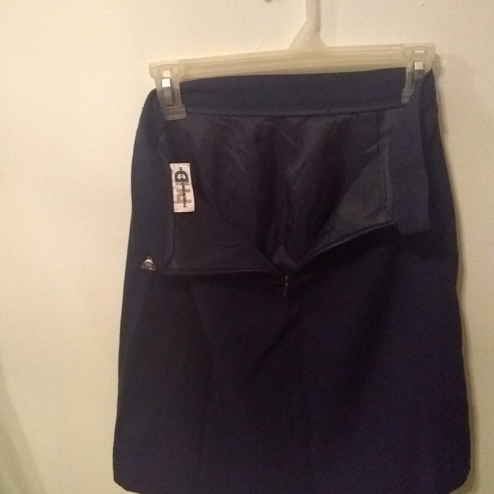 Skirt - Picture 3 of 3